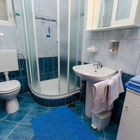 Ivana Tr -two Bedroom With Terrace A1 Trogir
