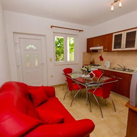 Appartamento Ivana Tr -two Bedroom With Terrace A1 Traù